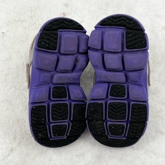 NIKE Toddler Girls Fusion St 2 Silver/Purple/Pink Size: 6 - Picture 2 of 7